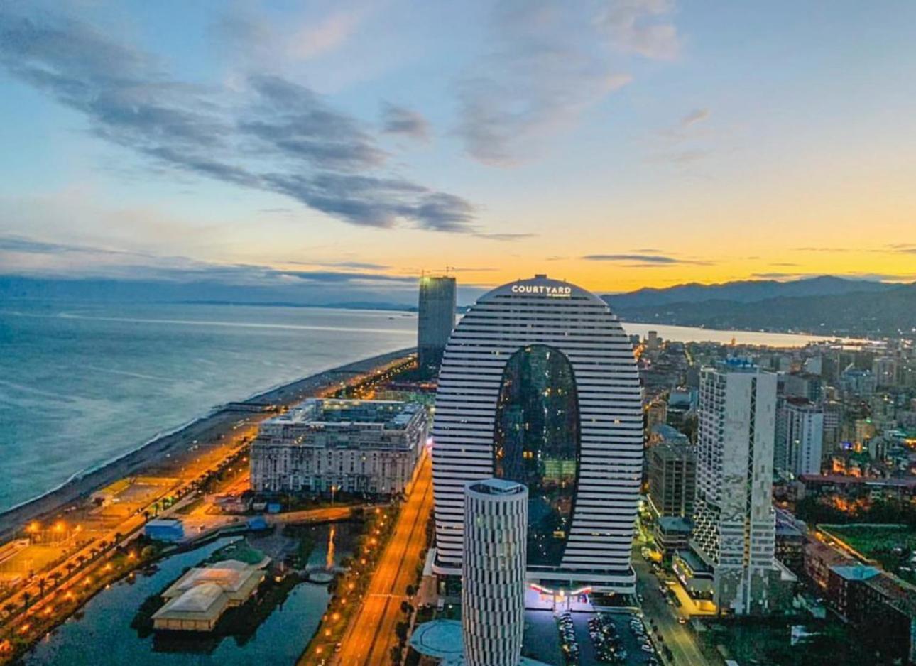 Batumi Orbi City Apart Hotel Exterior photo