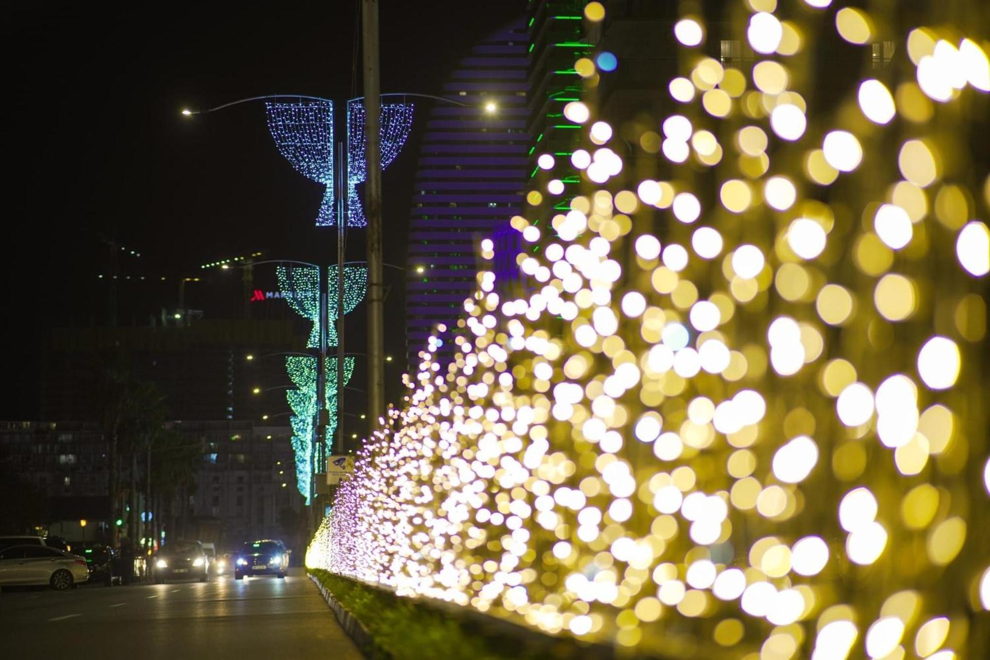 Batumi Orbi City Apart Hotel Exterior photo